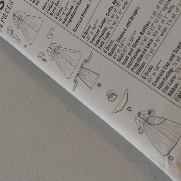 Sewing pattern for plus size  1700s dresses - Picture 6 of 7